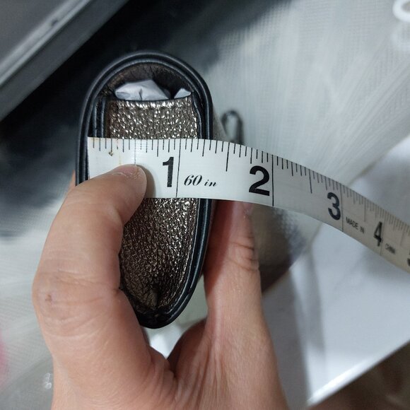 DKNY Mini Coin Purse Mini Clip On Bag Cute Practical 1 PIECE ONLY - Picture 3 of 9